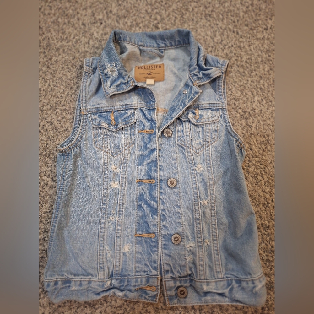 Hollister Distressed Light Wash Jean Vest Womens Size XS